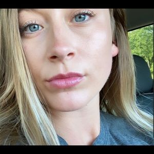 Meet your Posher, Kendra